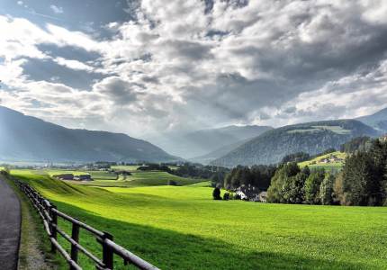 Heritage to Hills Tour