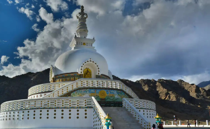 Discover Ladakh in 6 Days