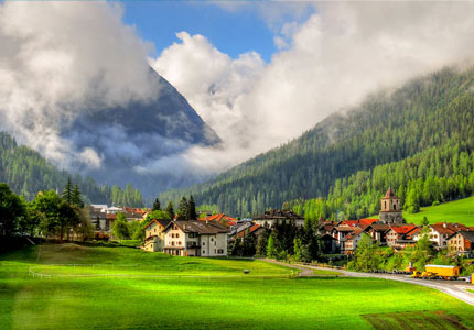 From Golden Temple to Peaceful Peaks